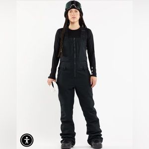 Volcom Women’s Swift Bib Overalls in Black - Small (New/NWOT)